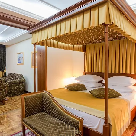 Palazzo President Szálloda